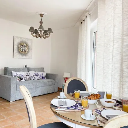 Coralbay 2 Pièces à 1 Minute De La