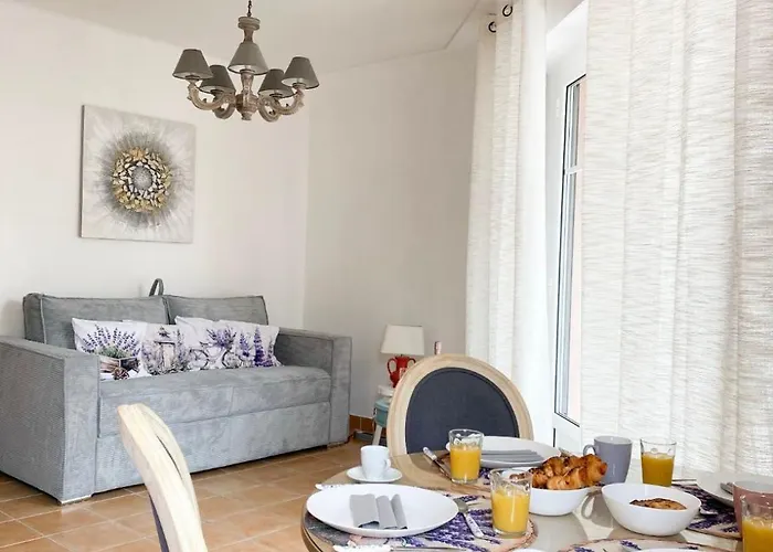 Coralbay 2 Pièces à 1 Minute De La