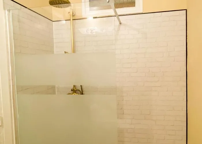 Coralbay Charmante Oasis A 100m De La Avec Parking Gratuit Et Clima * マントン